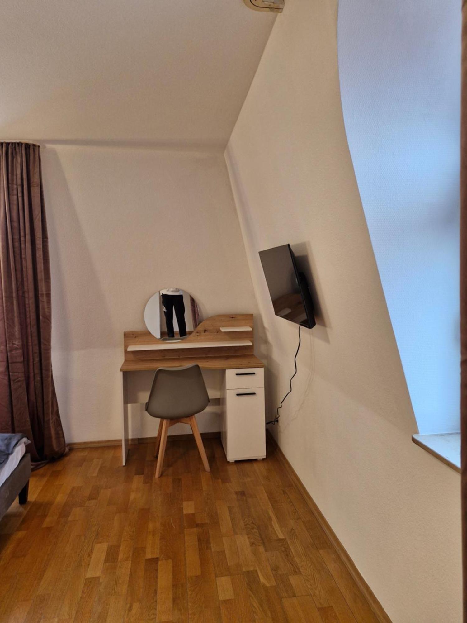 Stadtvilla Zimmervermietung Heidenheim an der Brenz Room photo